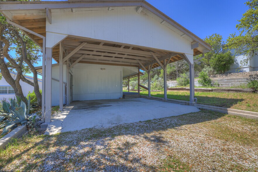 More Photos Of 200 Peggs Pl, Canyon Lake Specialty For Sale