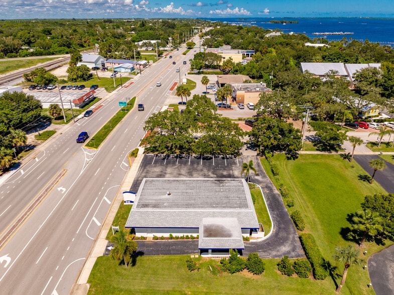 More Photos Of 816 US Highway 1, Sebastian Medical For Sale