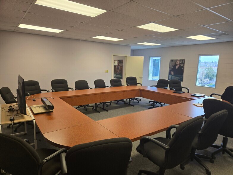 More Photos Of 7910 N Virginia St, Reno Office For Lease