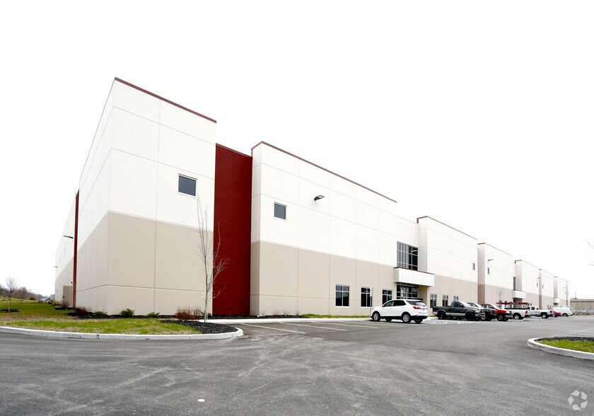 Primary Photo Of 17001-17075 Oak Ridge Rd, Westfield Warehouse For Sale