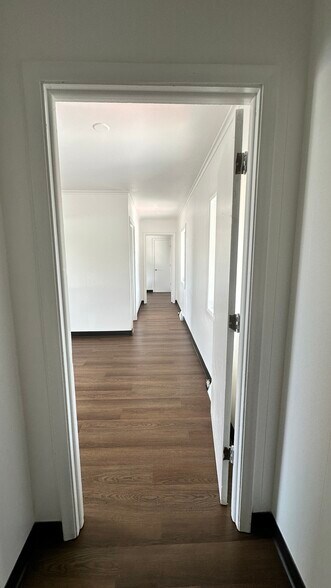 More Photos Of 2110 W 75th St, Prairie Village Unknown For Sale