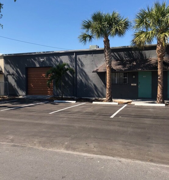 More Photos Of 100 SW 15th St, Fort Lauderdale Warehouse For Lease