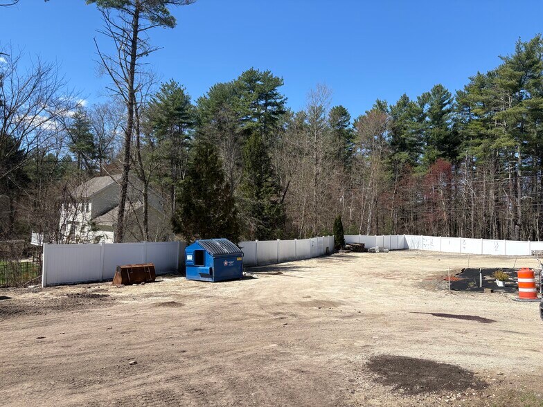 More Photos Of 125 Wason Rd, Hudson Industrial For Lease