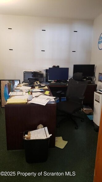 More Photos Of 2250 Scranton Carbondale Hwy, Scranton General Retail For Sale