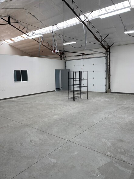 More Photos Of 924 S 500 W, Salt Lake City Warehouse For Lease