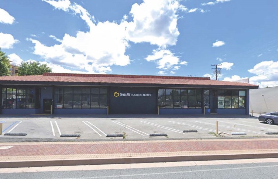 More Photos Of 22600 Lyons Ave, Newhall General Retail For Sale