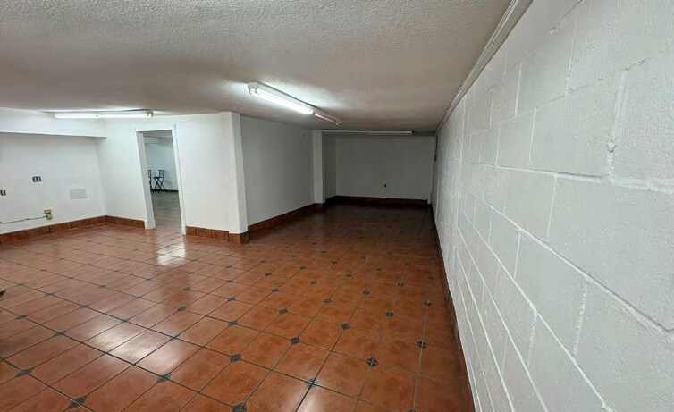 More Photos Of 4407 I-35 Fwy, San Antonio Unknown For Lease