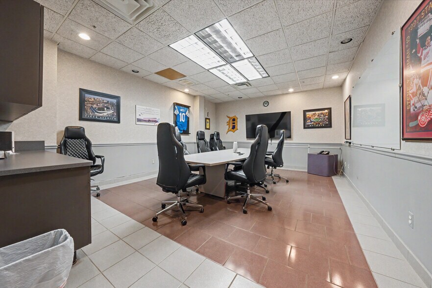 More Photos Of 51214 Industrial Dr, Macomb Warehouse For Sale