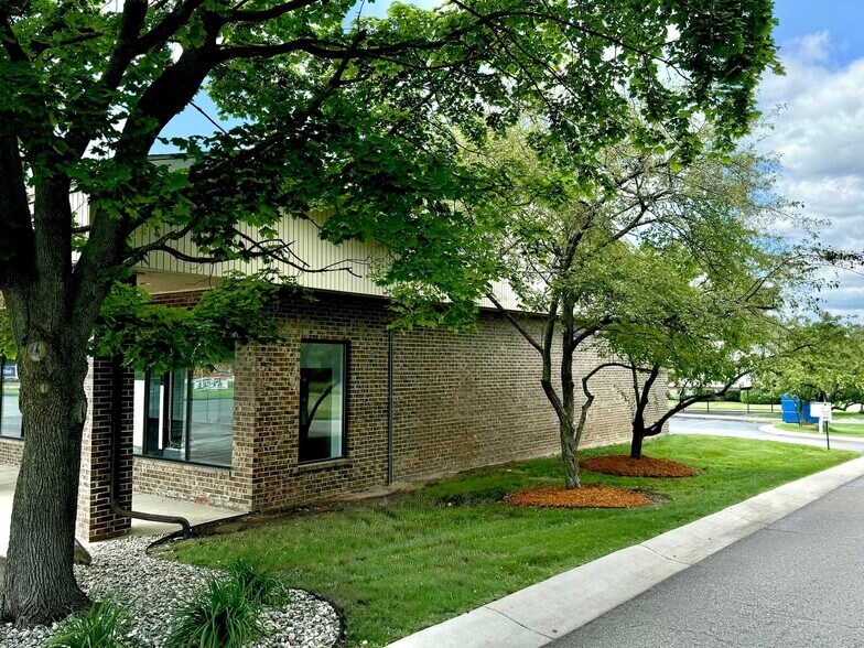 More Photos Of 1125 E Michigan Ave, Battle Creek Unknown For Lease