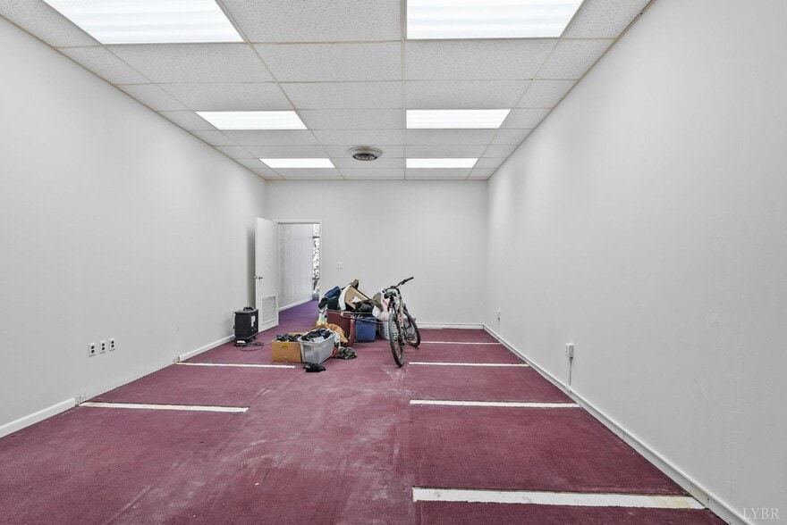 More Photos Of 19 Wadsworth St, Lynchburg Storefront Retail Office For Sale