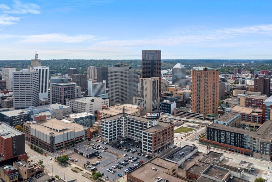 More Photos Of 132 10th St, Saint Paul Apartments For Sale