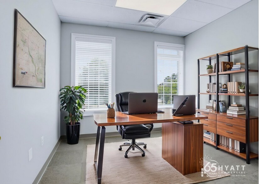 More Photos Of 23076 Three Notch Rd, California Office For Lease