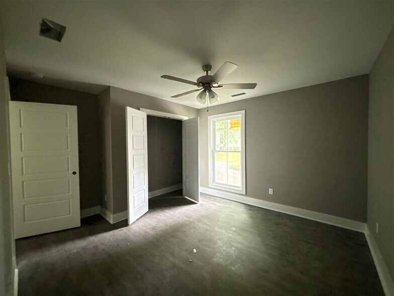 More Photos Of 1344 Park St, Bowling Green Multifamily For Sale