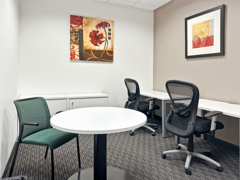 More Photos Of 100 Sun Ave NE, Albuquerque Coworking Space