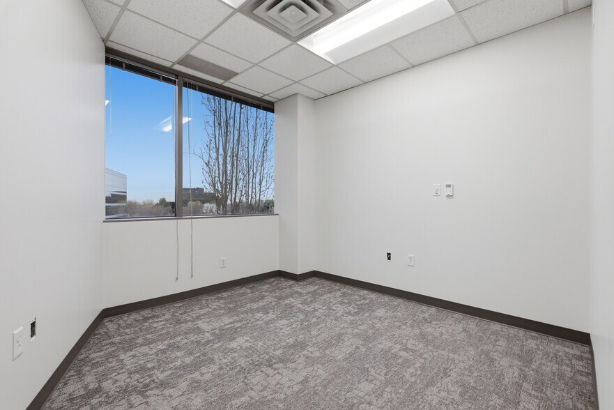 More Photos Of 6995 S Union Park Ctr, Midvale Office For Lease