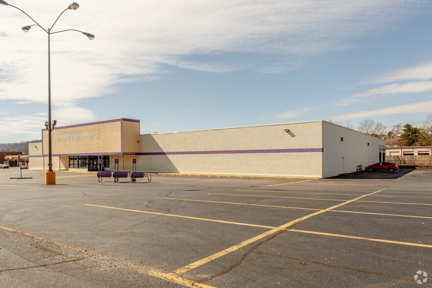 More Photos Of 5731-5751 Nolensville Pike, Nashville Freestanding For Lease