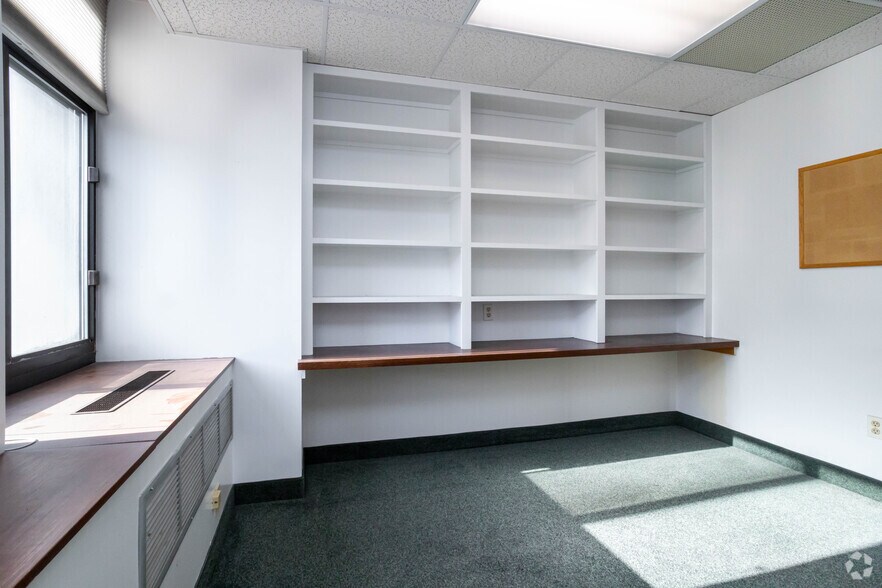 Photo of 6th Floor Ste 676