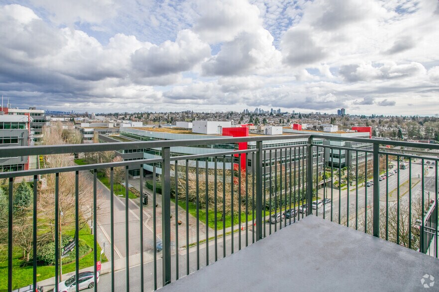 More Photos Of 2895 10th Av, Vancouver Apartments For Lease