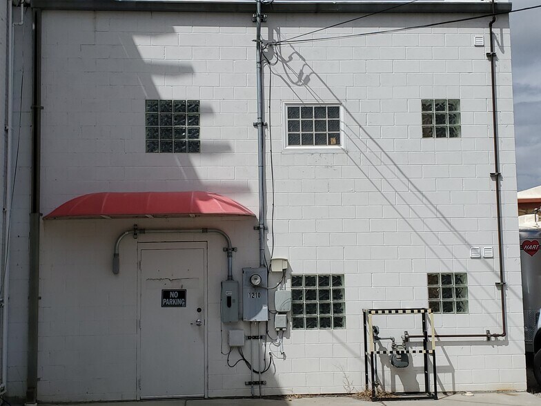 More Photos Of 1210 Sheridan Ave, Cody Storefront For Sale
