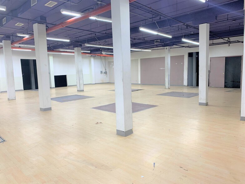 More Photos Of 2184 McDonald Ave, Brooklyn Storefront For Lease