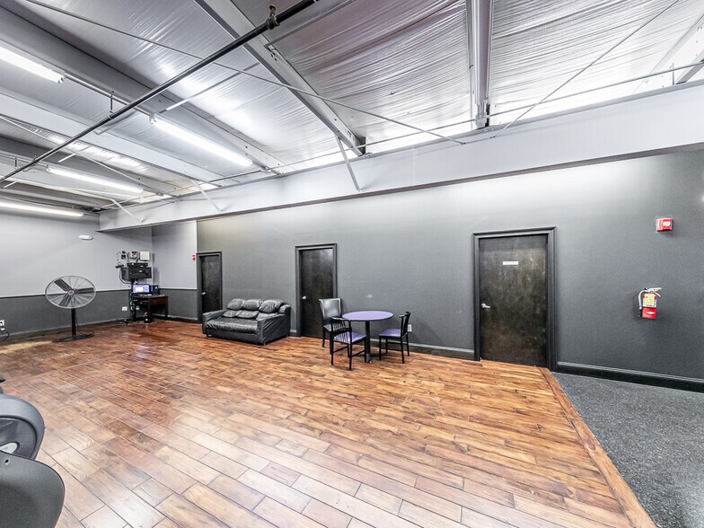 More Photos Of 3362 Acworth Summit Blvd, Acworth Health Club For Sale