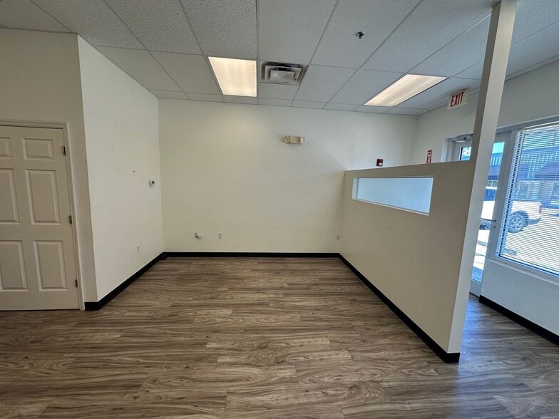 More Photos Of 188 Triple Diamond Blvd, Nokomis Warehouse For Sale