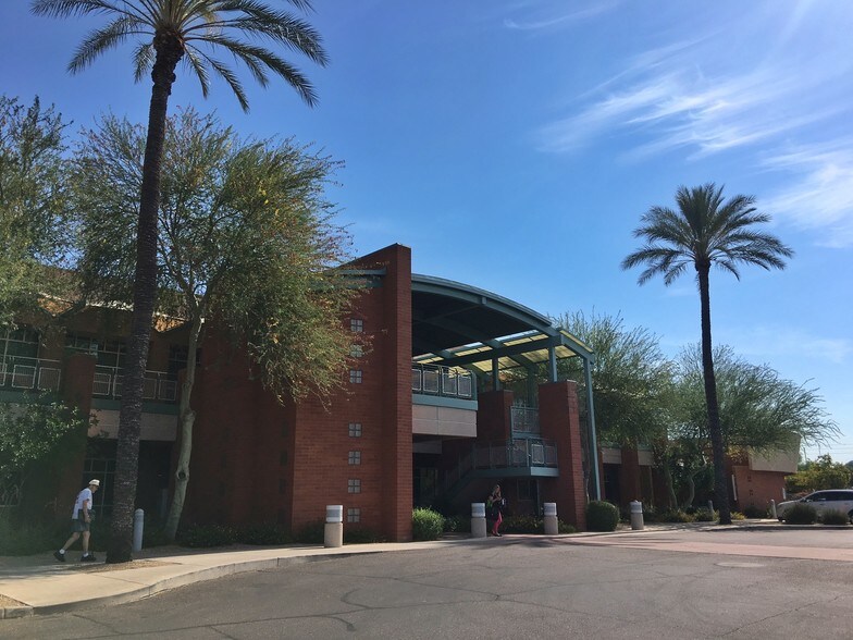 More Photos Of 18404 N Tatum Blvd, Phoenix Medical For Lease