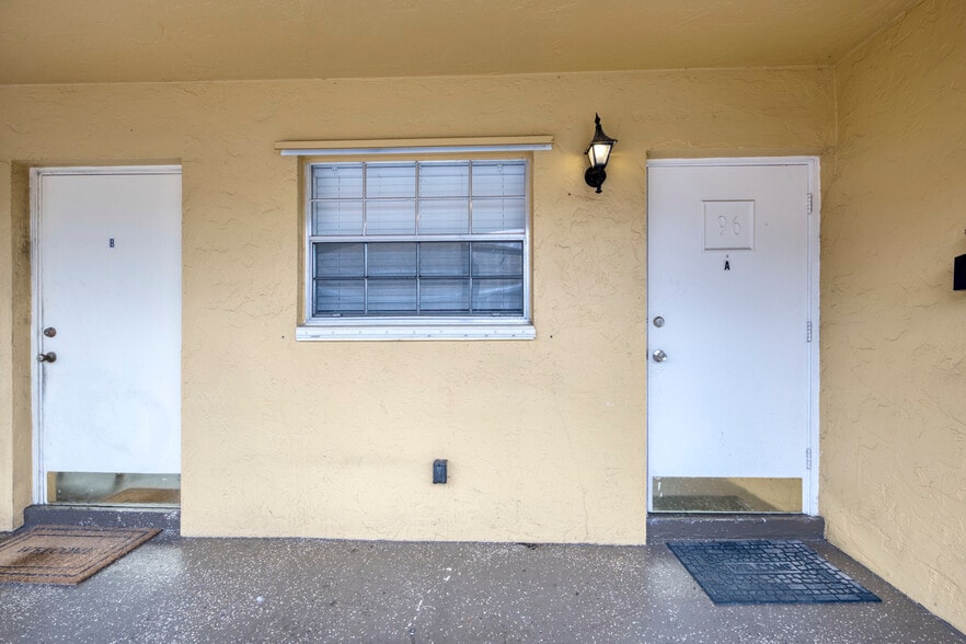 More Photos Of 96 SE 3rd Ave, Deerfield Beach Apartments For Sale
