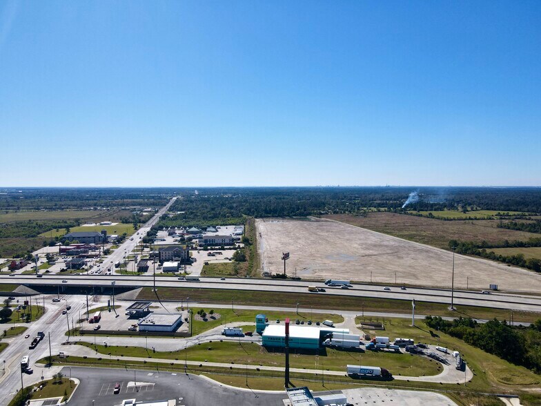 More Photos Of IH-10 near Hwy 62, Orange Unknown For Lease