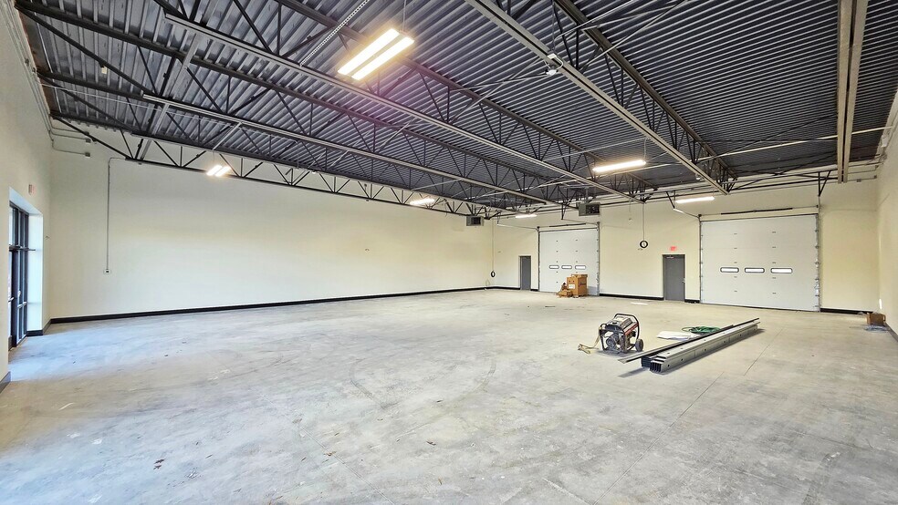 More Photos Of 8920 Patriot Hwy, Fredericksburg Auto Repair For Lease