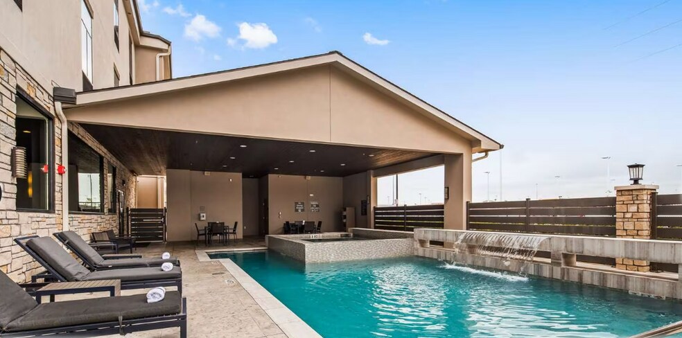 More Photos Of 1549 Westborough Dr, Katy Hotel For Sale