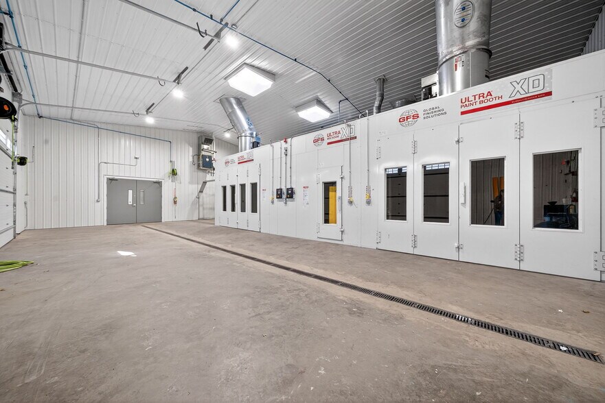 More Photos Of 1834 Outer Hwy 61 hwy, Moscow Mills Flex For Sale