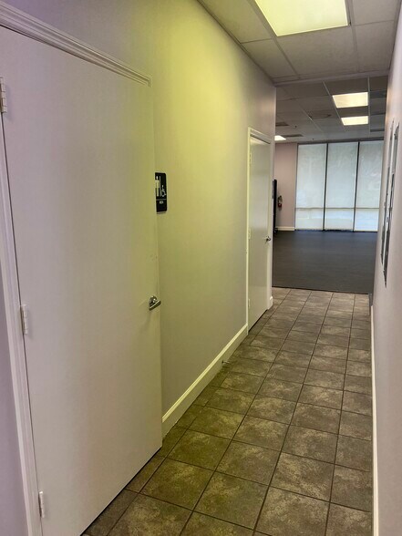 More Photos Of 3109 45th St, West Palm Beach Medical For Lease