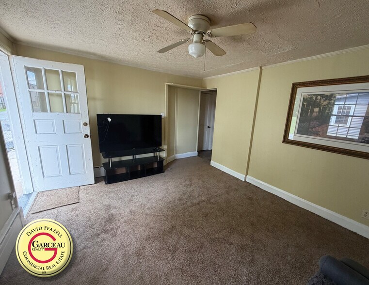 More Photos Of 26 Warren St, Aberdeen Multifamily For Sale