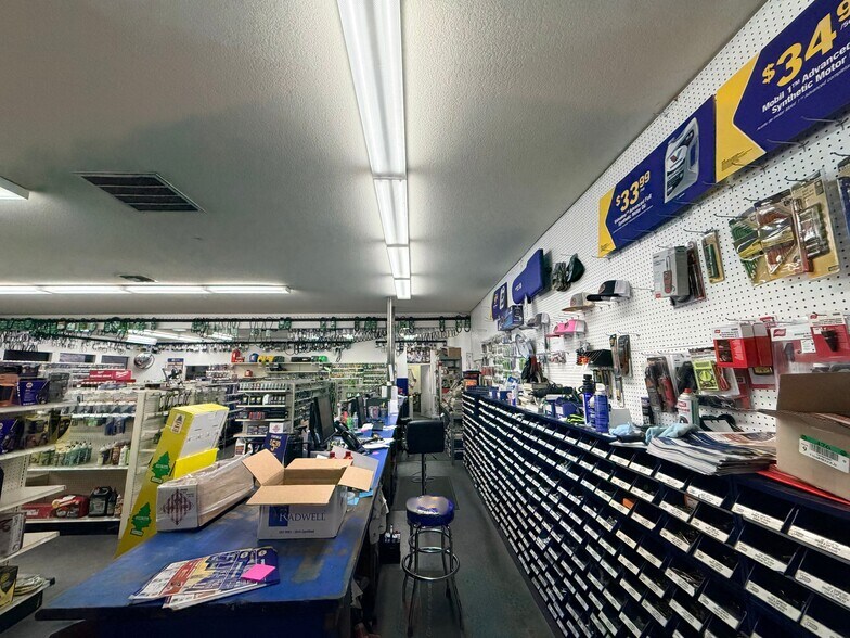 More Photos Of 35335-35297 Highway 41, Coarsegold Freestanding For Lease