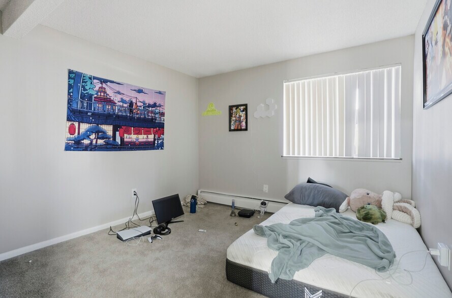 More Photos Of 10635 W 7th Ave, Lakewood Apartments For Sale