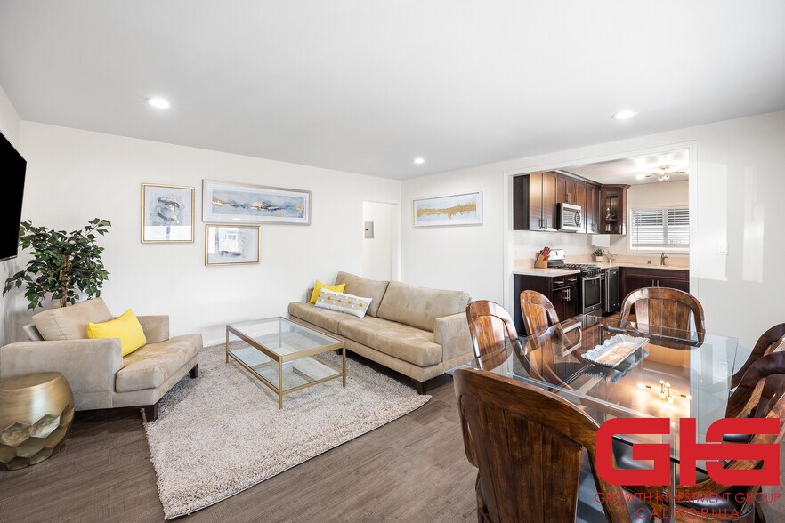 More Photos Of 31 N Parkwood Ave, Pasadena Apartments For Sale
