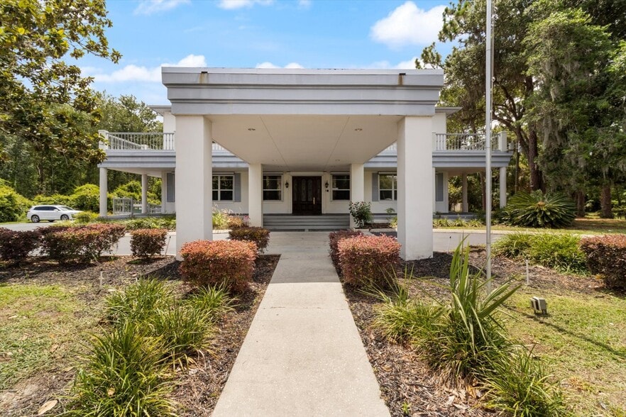 More Photos Of 268 S Suncoast Blvd, Crystal River Office For Sale