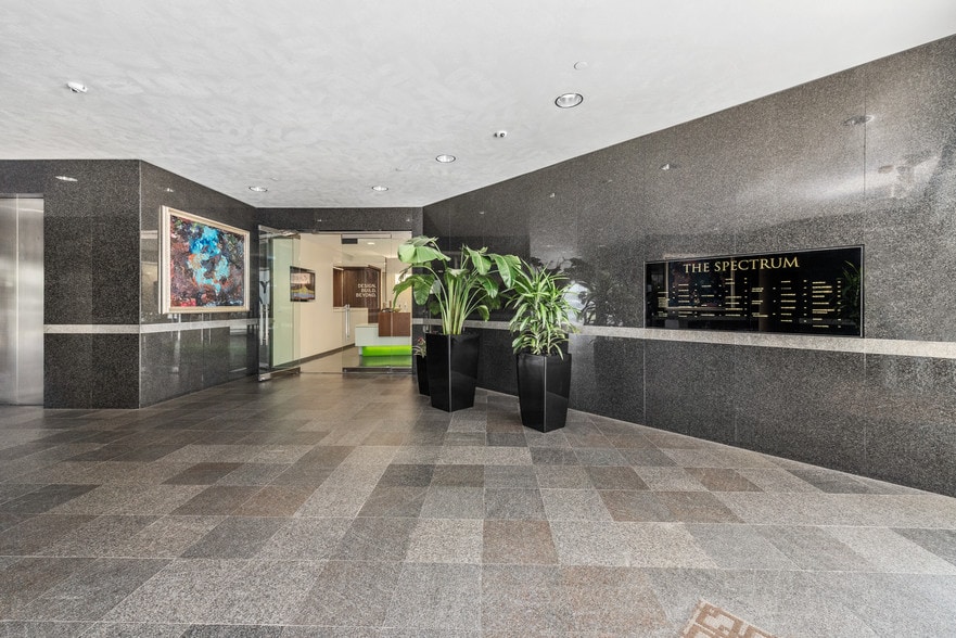 More Photos Of 5858 Westheimer Rd, Houston Office For Lease