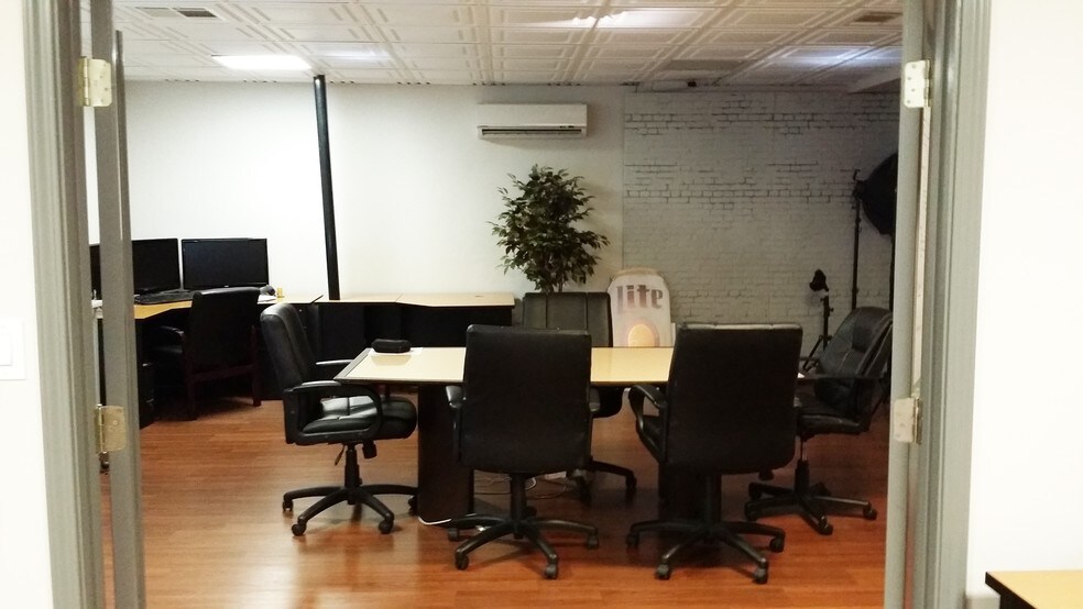 More Photos Of 2010 Hancock St, San Diego Office For Sale