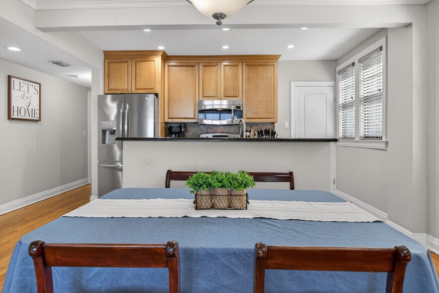 More Photos Of 1710 River Rd, Jacksonville Apartments For Sale