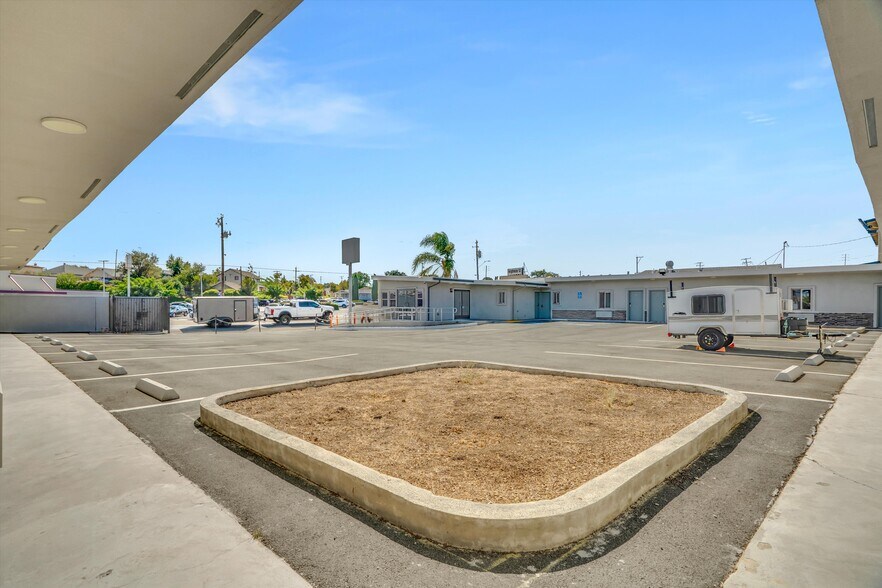 More Photos Of 640 State Highway 12, Rio Vista Hotel For Sale