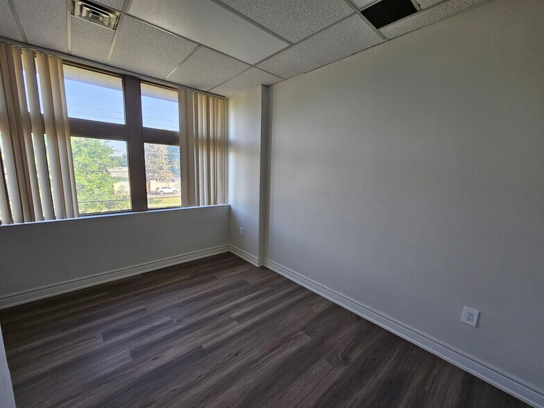 More Photos Of 3850 Finch Ave, Toronto Office For Lease