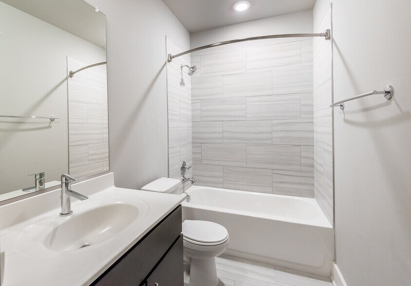 More Photos Of 421 E Franklin St, Richmond Apartments For Sale