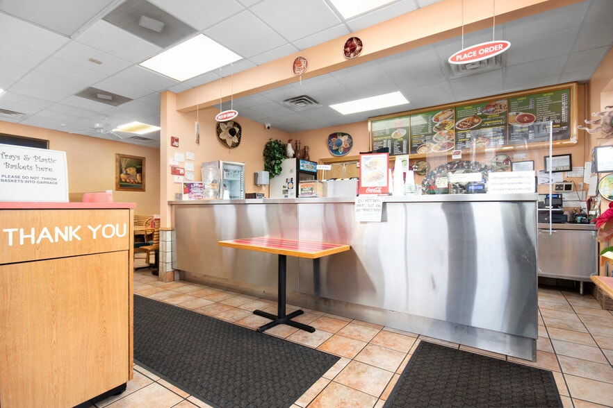 More Photos Of 1015 E Ogden Ave, Naperville Fast Food For Sale