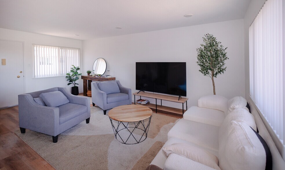 More Photos Of 1205 Geraldine Way, Belmont Apartments For Sale