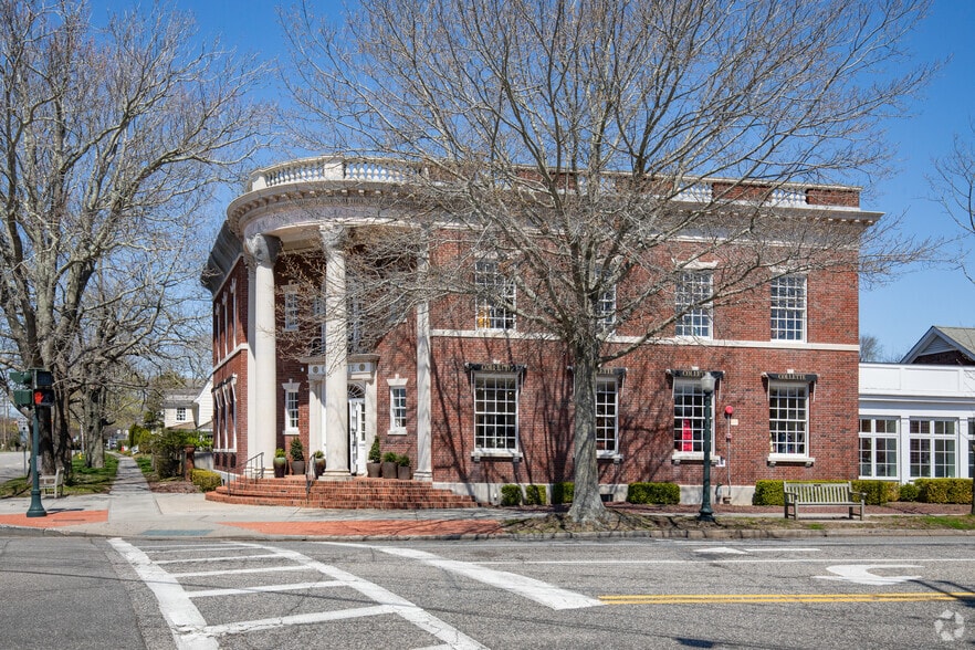 Primary Photo Of 1 Hampton Rd, Southampton Storefront Retail Office For Sale