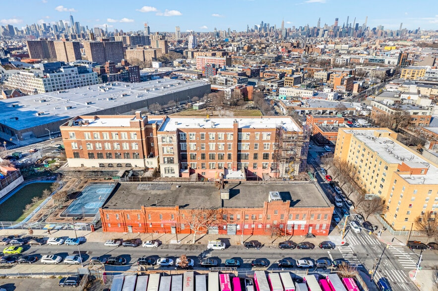 More Photos Of 43 George St, Brooklyn Religious Facility For Sale