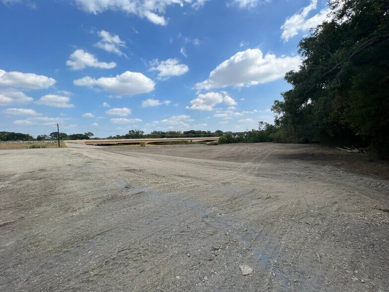 More Photos Of TBD S Central Expressway, Melissa Land For Sale