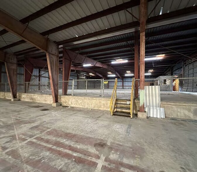 More Photos Of 12370 Leisure Rd, Baton Rouge Warehouse For Lease